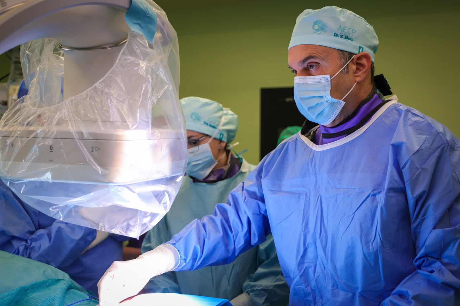 colocación de neuroestimuladores de raíces sacras Málaga